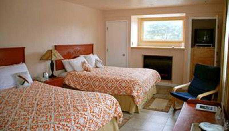 Anton Inn Pacific Grove Bagian luar foto